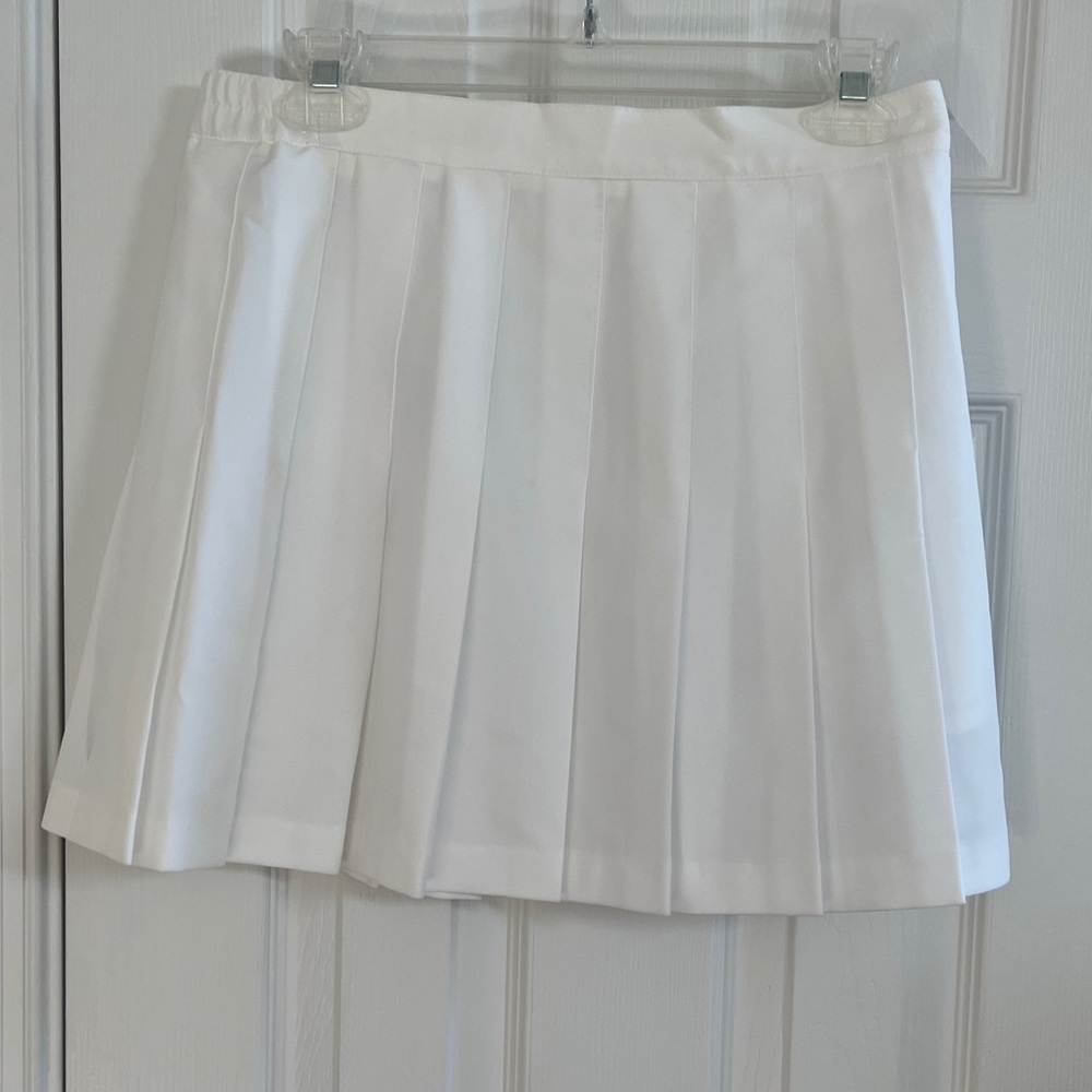Classic White Pleated Tennis Skirt